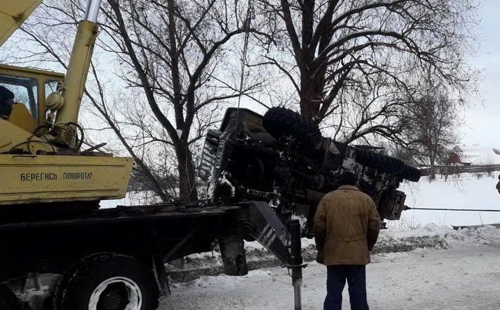 Звенигородські лісівники витягли із снігу майже три десятки вантажівок (ВІДЕО)