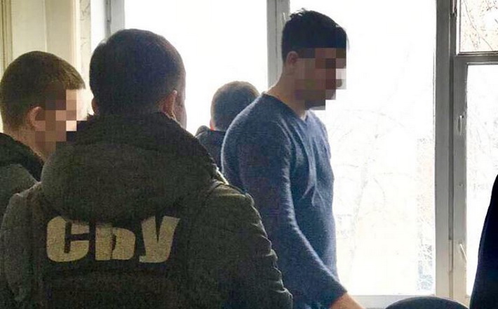 Вимагав 5 тис. доларів: у Черкасах на хабарі погорів слідчий