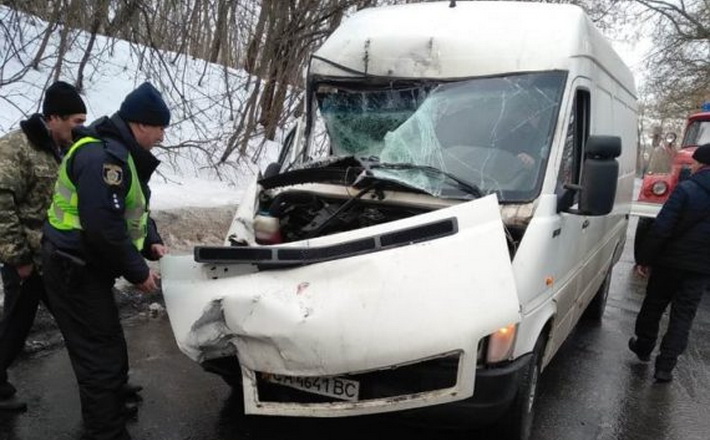 У Золотоноші зіткнулися три автівки: є постраждалий