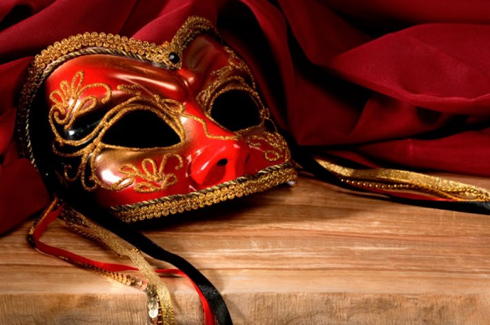 Фаєр-шоу та фільми нон-стопом: черкащан запрошують на фестиваль “День та ніч театру”