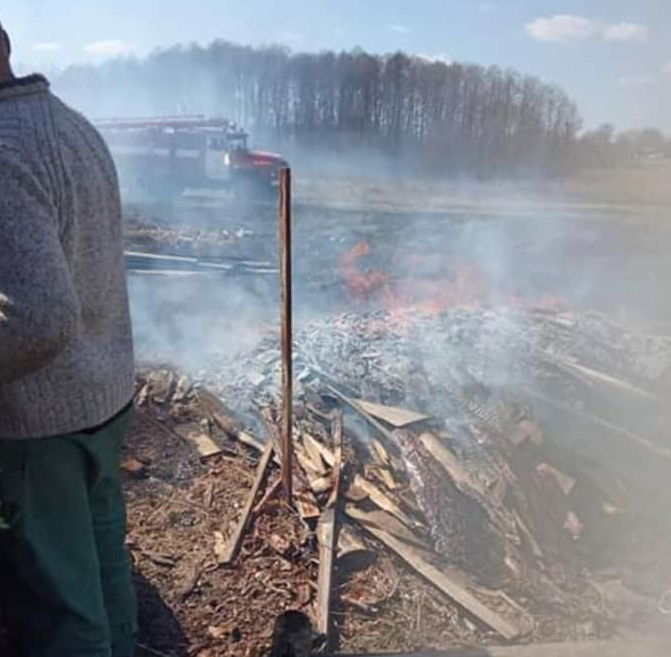 На Черкащині родина ледь не залишилася без домівки (ФОТО)