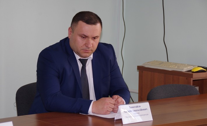 Готівка, пенсія та квартири: голова Черкаської місцевої прокуратури показав свої статки
