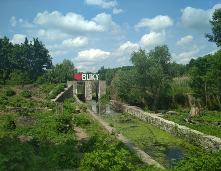 Сонячна електростанція та майстри зі світовим визнанням: у Буцькій ОТГ розповіли про стратегію розвитку (ФОТО)