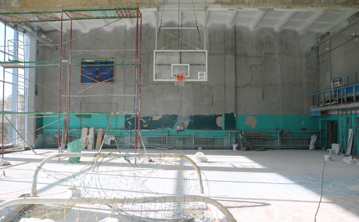 У Черкасах ремонтують спорткомплекс на Центральному стадіоні