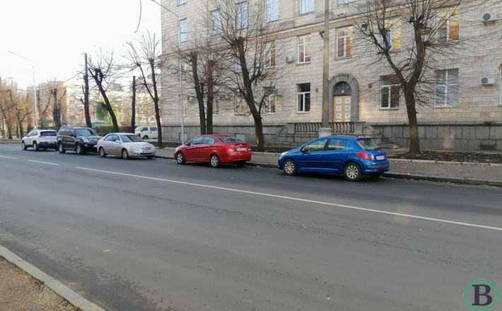 вздовж Б.Вишневецького