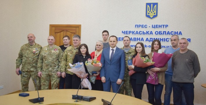 Черкаських добровольців відзначили нагородами “Холодний Яр”