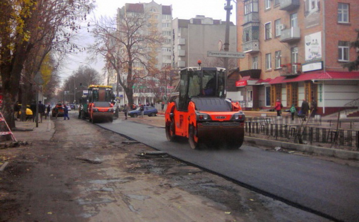 До суду скеровано обвинувальний акт щодо привласнення бюджетних коштів на ремонті вулиці Небесної Сотні в Черкасах