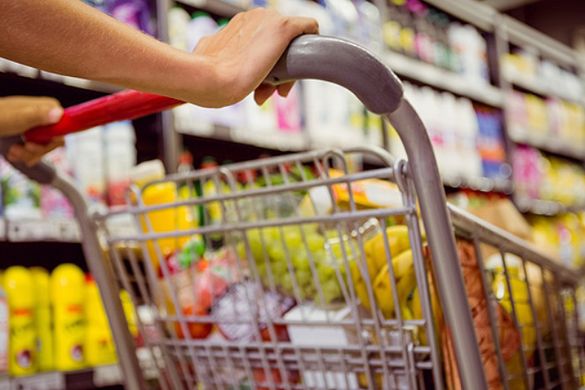 Відсьогодні Уряд відновлює регулювання цін на деякі продукти і медзасоби