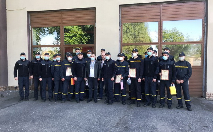 Кам’янських рятувальників нагородили за гасіння масштабних пожеж на території Київської області