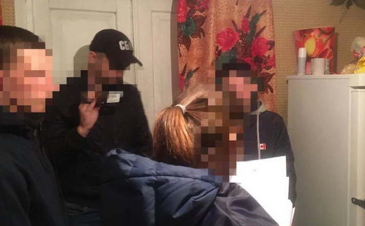 На Черкащині СБУ блокувала збут метадону в різні регіони країни