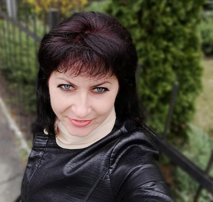 На Черкащині два тижні розшукують 37-річну жінку