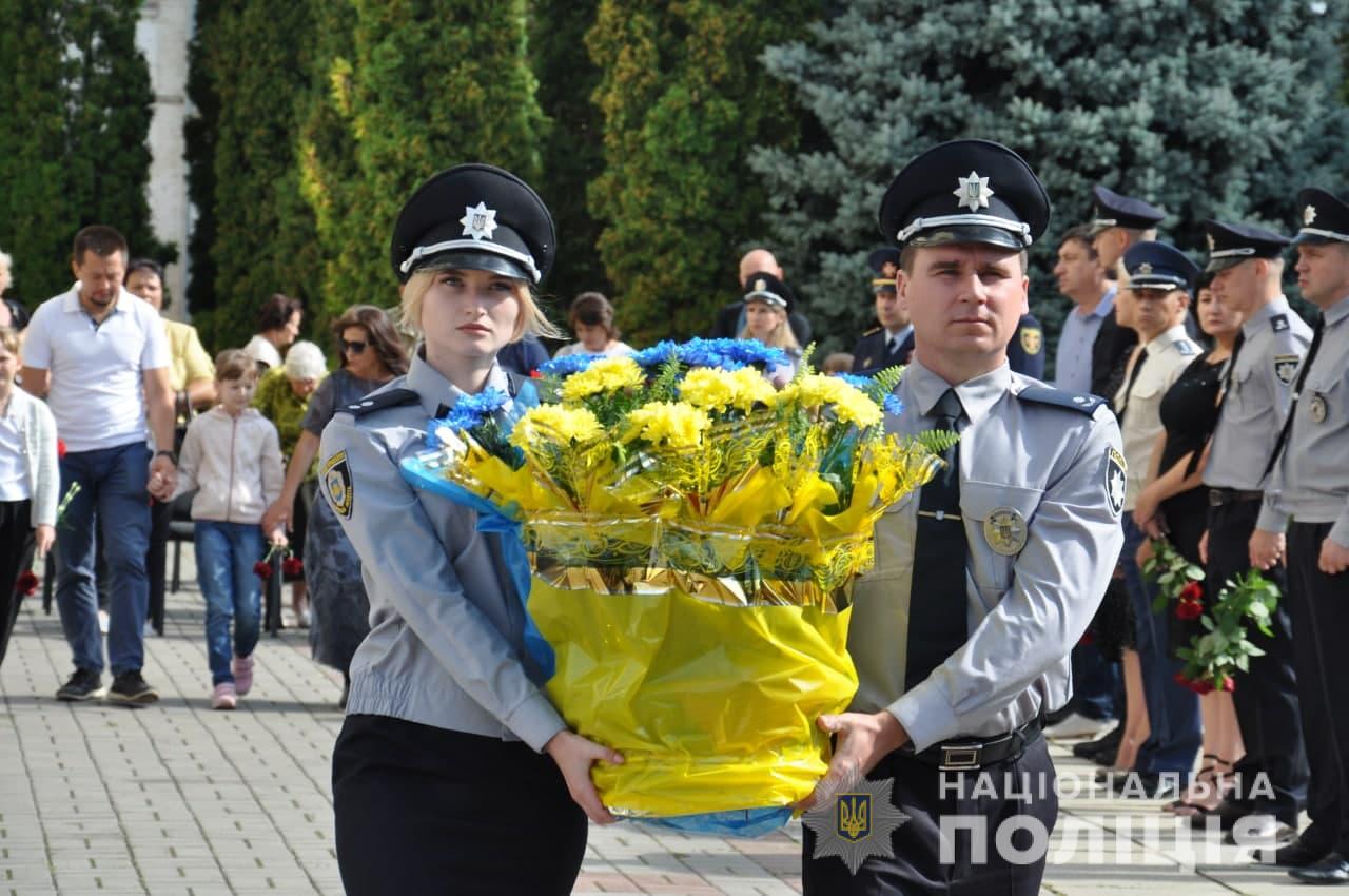 У Черкасах вшанували пам’ять правоохоронців, які загинули на службі (ФОТО)