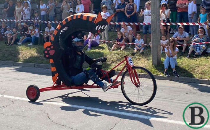 AA63541C-7A1E-425A-95B2-759723278113