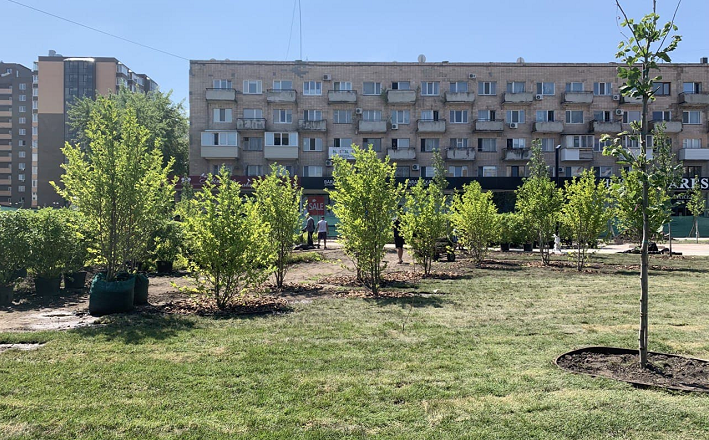 Роботи в черкаському сквері “Юність” виконані на 90% (ФОТО)