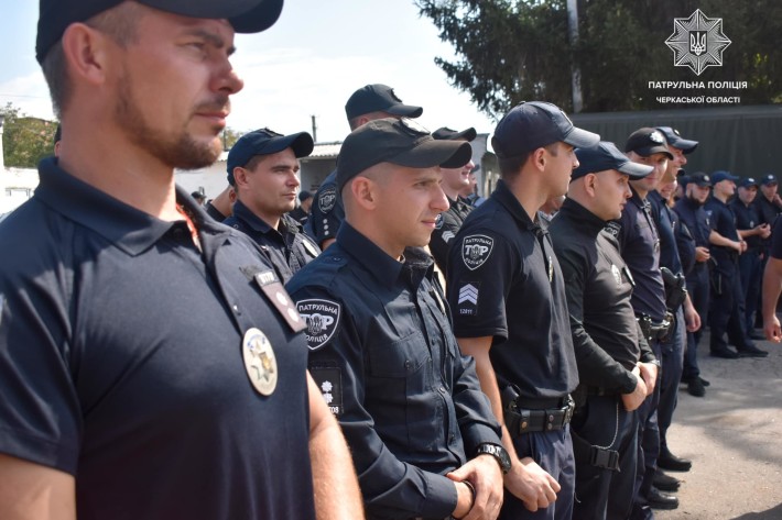 До Умані прибув зведений загін правоохоронців (ФОТО)