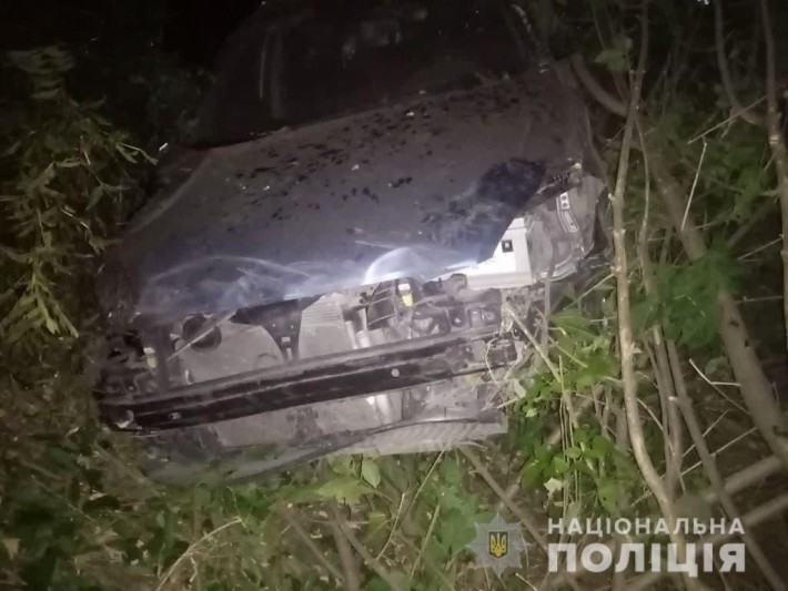 Водій загинув, пасажирка травмована: поліцейські розслідують ДТП на Черкащині