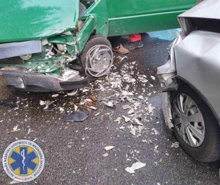 У Черкасах зіштовхнулися два автомобілі