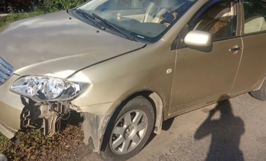 Семирічний хлопчик потратив під колеса автівки