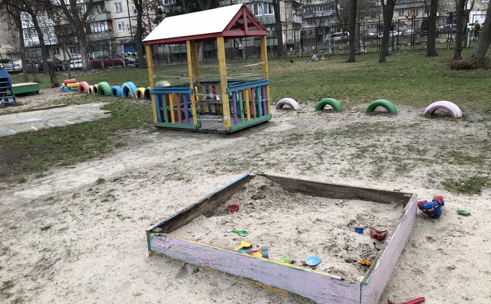 У Черкасах хочуть замінити старі ігрові майданчики в садочках