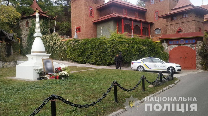 “Рейдерське” захоплення Храму Білий Лотос: що зараз відбувається насправді