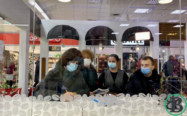 Будинок торгівлі перевірили на дотримання карантинних вимог (ФОТО)