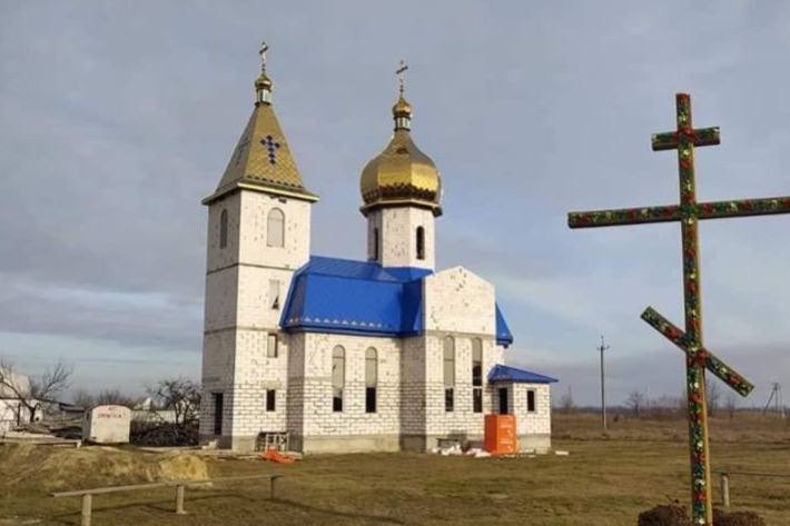 У новозбудованому храмі в Білозір’ї відбулося перше святкове богослужіння (ФОТО)