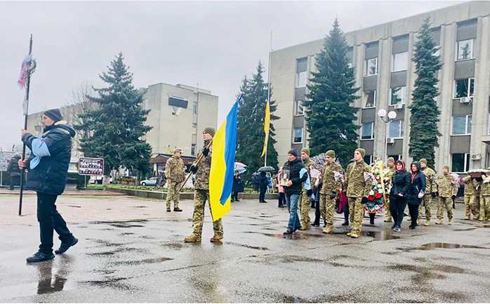 На Черкащині попрощалися з трьома загиблими Героями