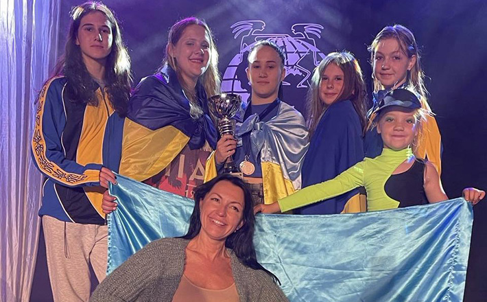 Збірна України, Чемпіонат світу й тренування в умовах війни: танцівниці черкаського колективу здобули 12 нагород на міжнародних змаганнях (ВІДЕО)