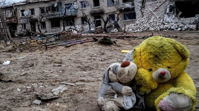Більше 460 дітей вбили окупанти в Україні
