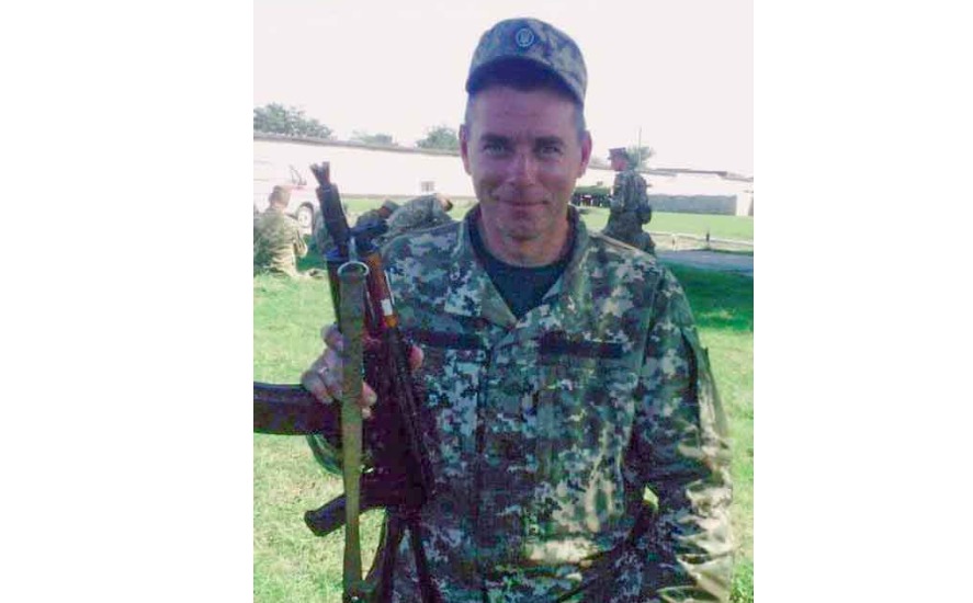 У Черкаській області поховали військового, який визволяв від окупантів Київщину та Донбас