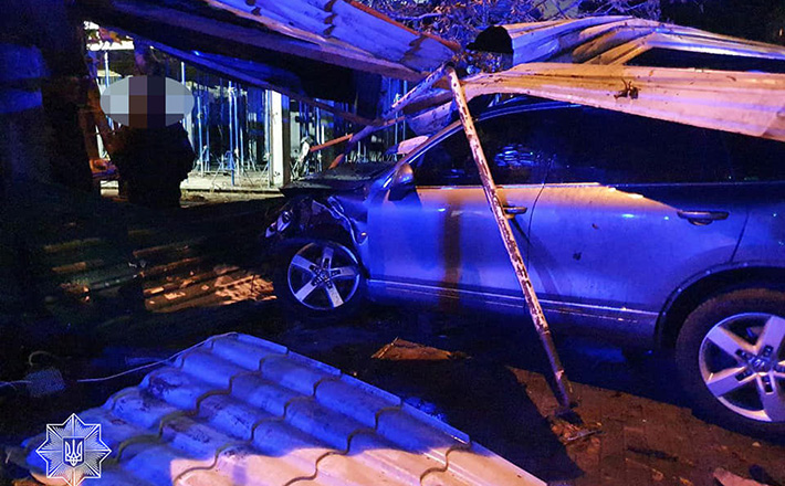 П’яна водійка спричинила аварію в Черкасах (ФОТО)