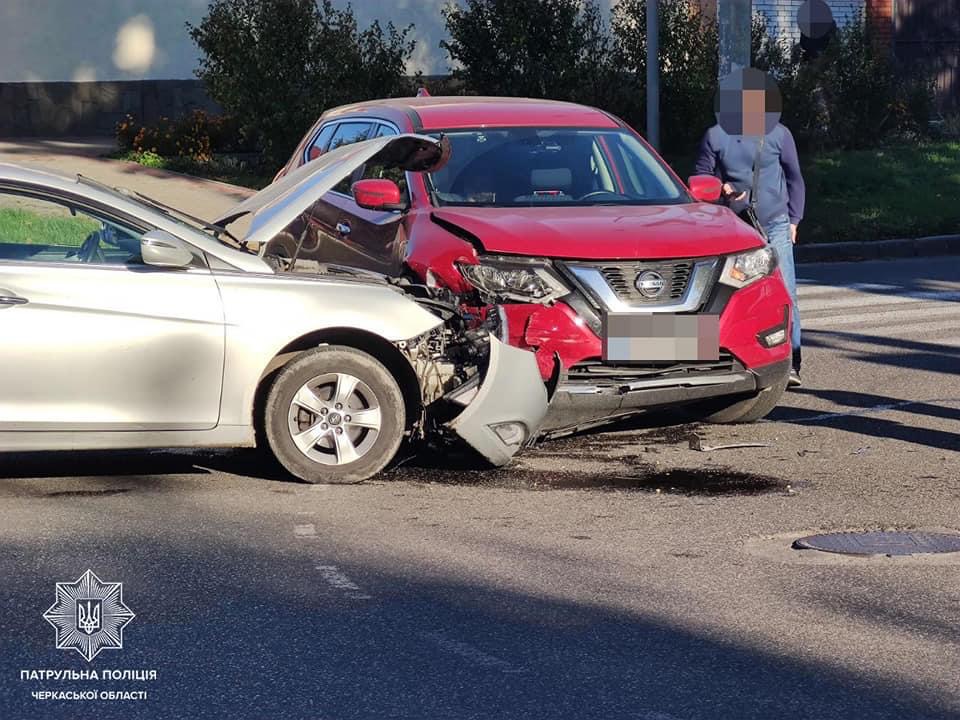 Учора на Хрещатику зіштовхнулися два автомобілі