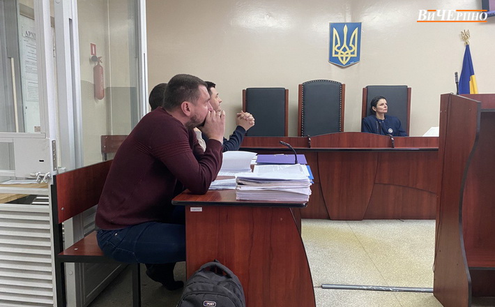 Переглянули відео обшуку: в Черкасах продовжують розглядати справу військового, якого обвинувачують у хабарництві