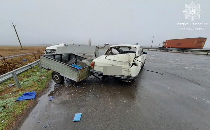 Не надав переваги в русі: у ДТП на Черкащині постраждали три автівки