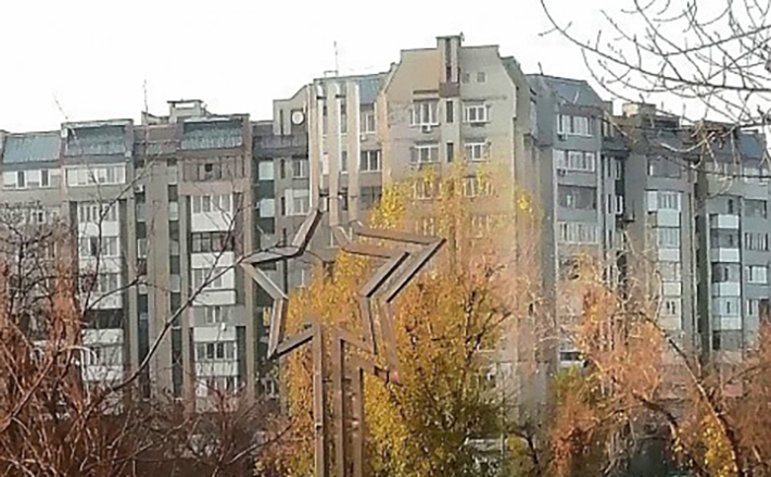 У Черкасах просять не демонтовувати зірку на Митниці