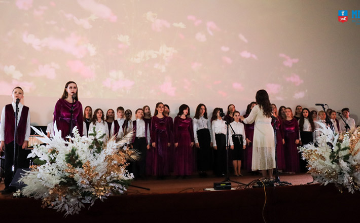 У черкаській школі під час концерту збирали кошти на ЗСУ
