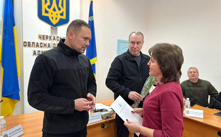 Черкаських вчителів нагородили відзнаками МОН