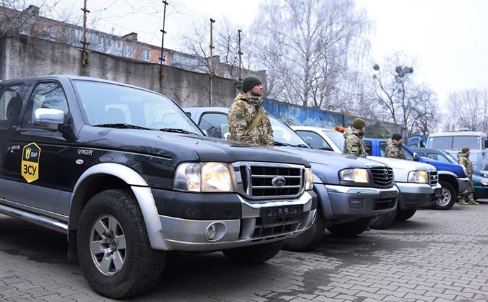Прикордонники отримають від черкащан чотири автівки