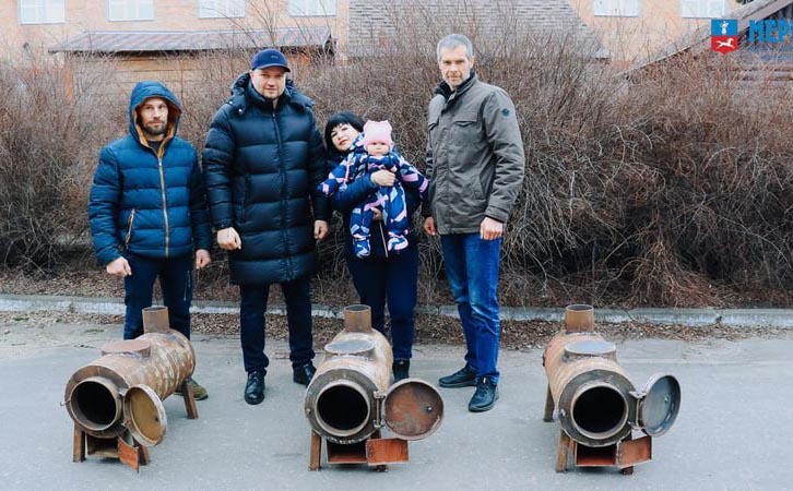 Ще три буржуйки, які виготовили в Черкасах, передали військовим