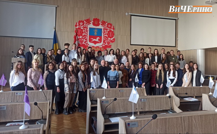 У ЧМР друга зміна стажерів закінчила практику