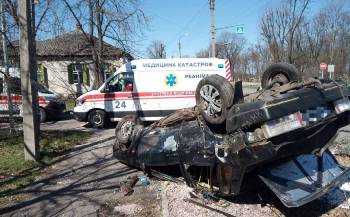 У Черкасах не розминулися дві автівки: є постраждалі (ФОТО)