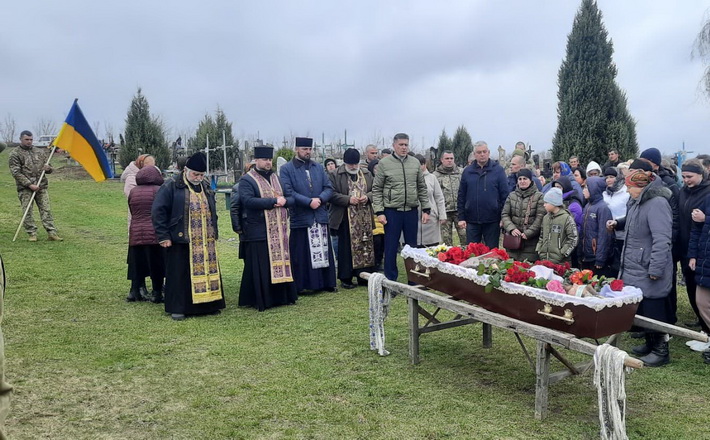 Залишився вірним присязі: в останню путь провели захисника із Черкащини