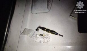 Черкаські патрульні затримали п’яного водія, в якого виявили наркотики