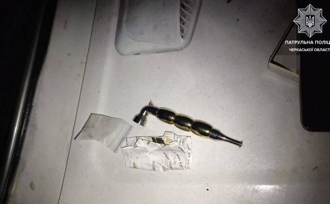 Черкаські патрульні затримали п’яного водія, в якого виявили наркотики