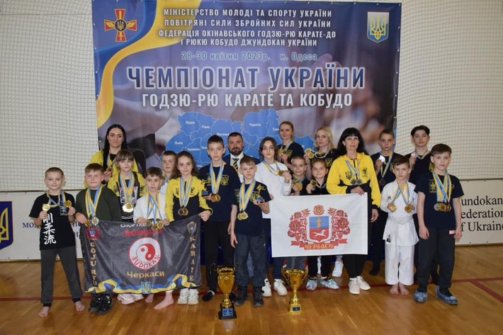 Черкаські каратисти потрапили в трійку найсильніших команд України (ФОТО)