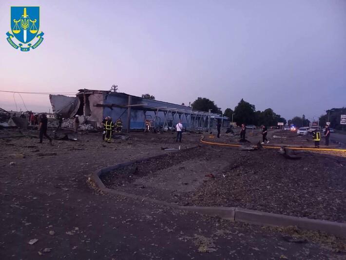 Прокуратура почала розслідування ракетного удару по цивільних об’єктах Уманщини