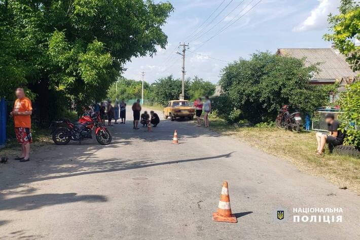 На Уманщині неповнолітній мотоцикліст збив дитину