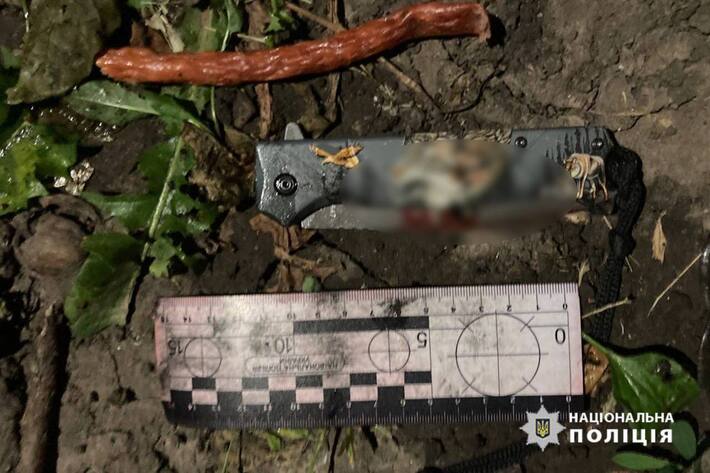 На Уманщині чоловік шість разів ударив свого товариша ножем