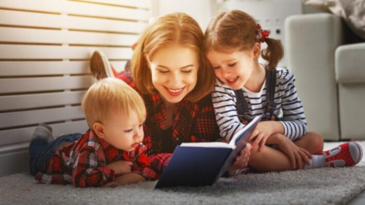 В Україні створили добірку книжок, яка допоможе діткам ознайомитися з життям тварин