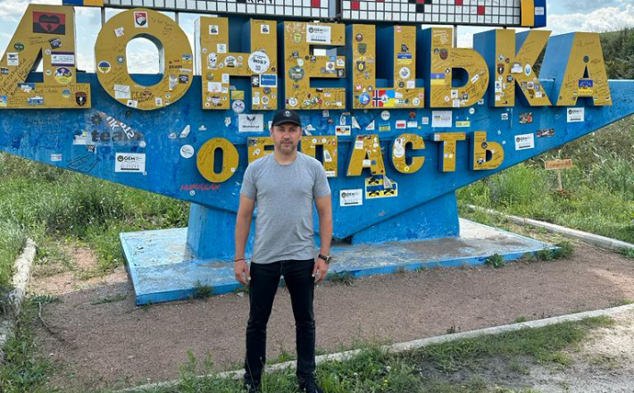 Андрій Стріхарський відвідав передову на Донеччині та передав військовим дрони DJI Mavic 3